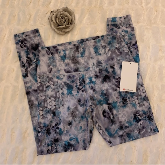 NWT Lululemon Align High Rise 28” Pant - Picture 6 of 15